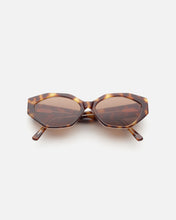 Lu Goldie - Eliana Sunglasses - Tort