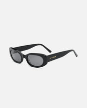 Lu Goldie 'Cali' Sunglasses - Black