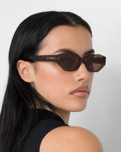 Lu Goldie - Eliana Sunglasses - Espresso