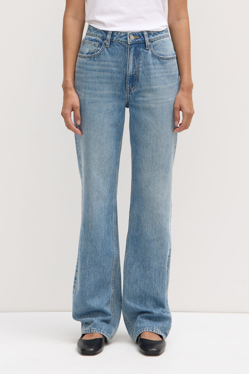 Assembly Label 'Womens Classic Straight Leg Jean' - Indigo Fade